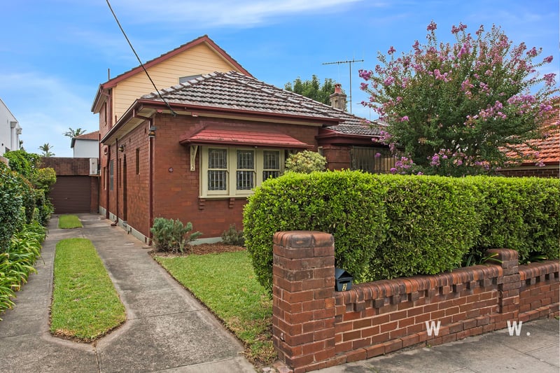 2 Arthur Street Rodd Point sold property