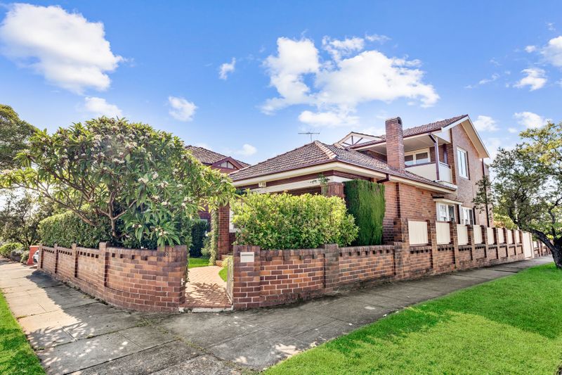 45 Nield Avenue Rodd Point sold property
